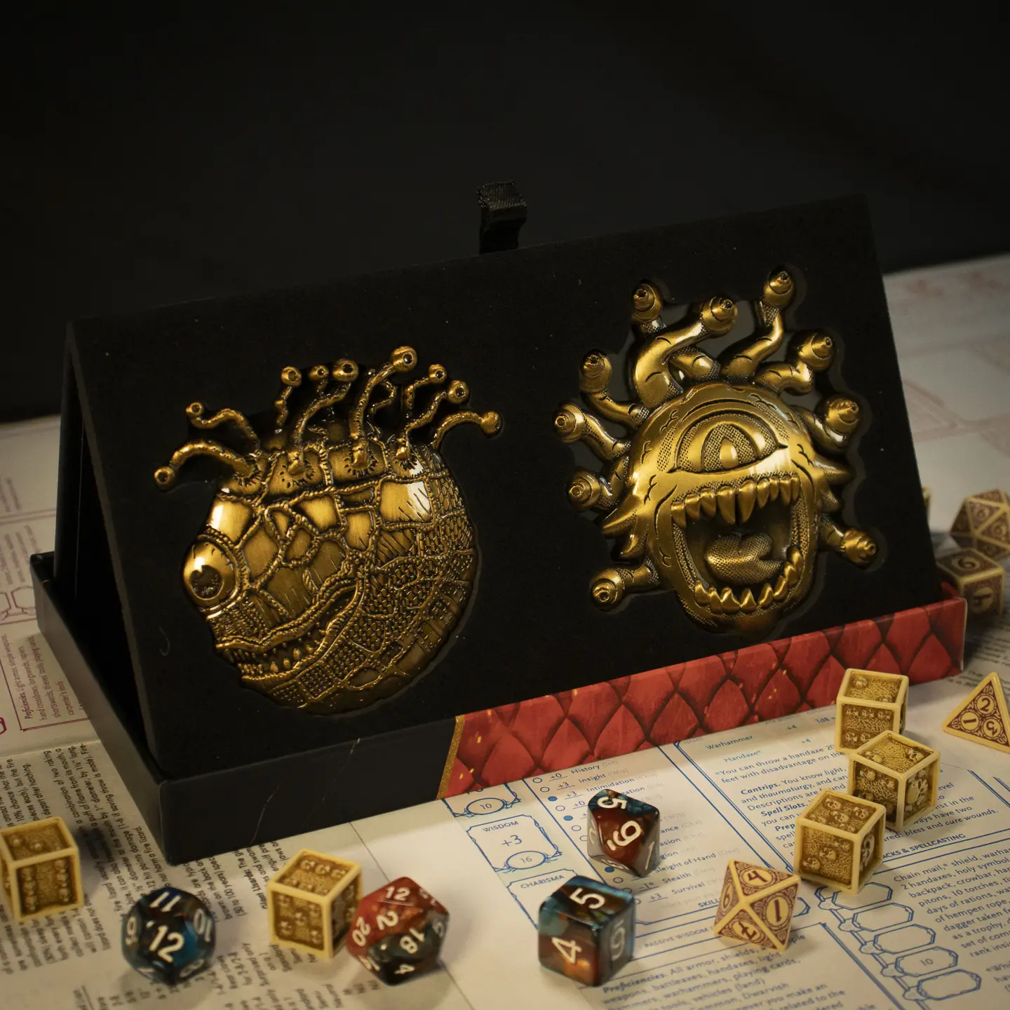 Fanattik Dungeons & Dragons 50th Anniversary Beholder Medaillen 2er Set