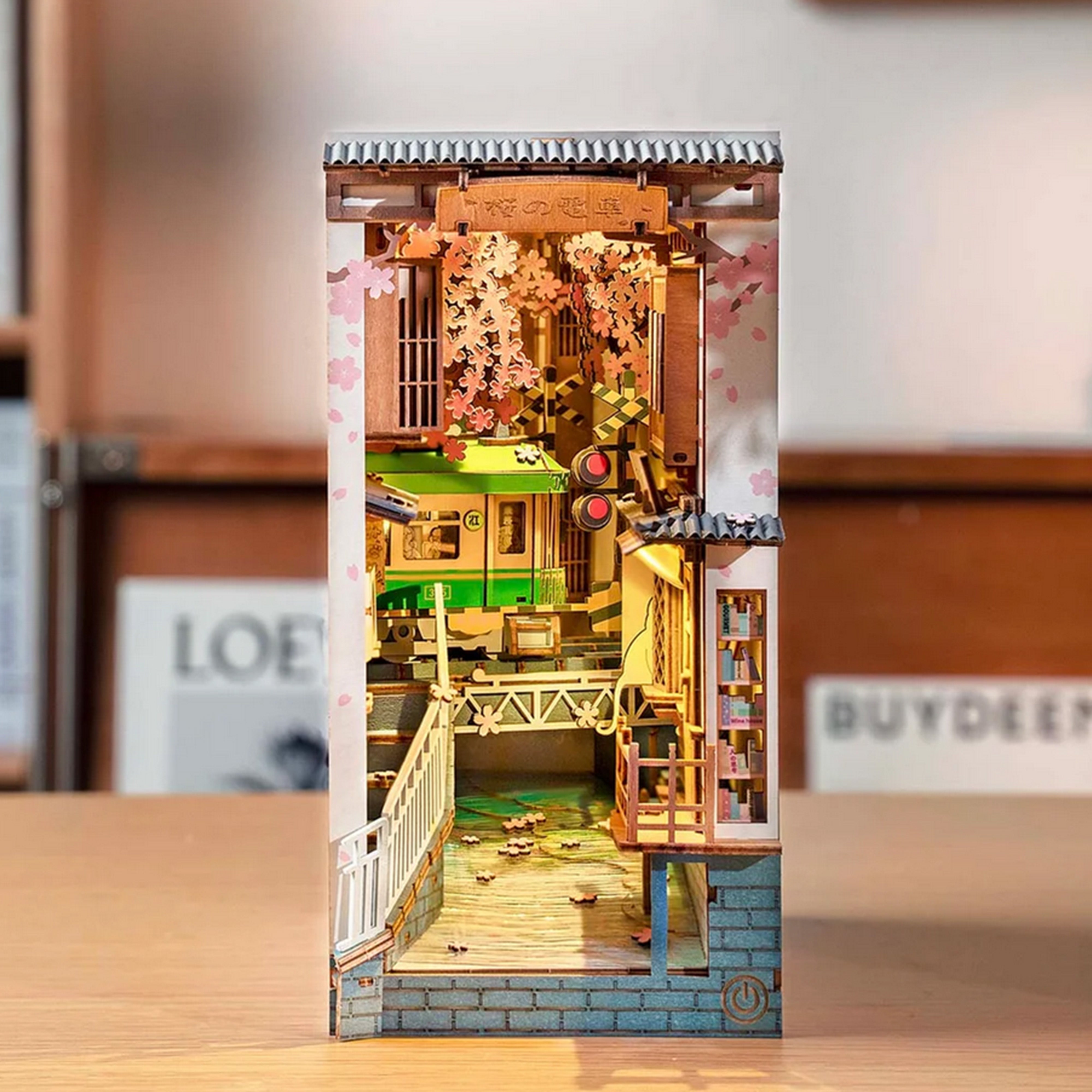 Book Nook Holzbausatz – Weihnachtsstraße